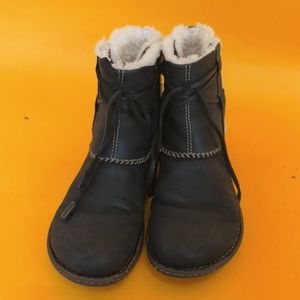 white gogo boots size 11